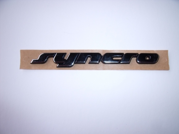Original " Syncro " Schriftzug für Heck und Seite 3A0 853 675 A Z10  Golf 2