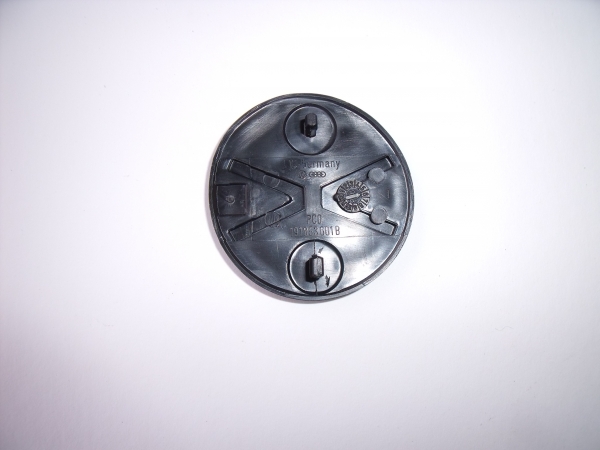 Original " VW " Zeichen / Emblem für Heck chrom 191 853 601 B GX2 Golf 1/2